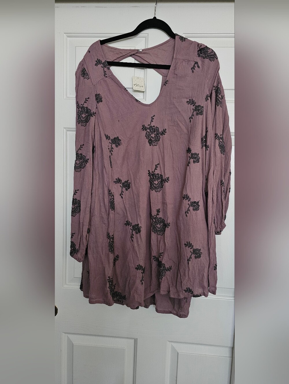 Mauve Floral Embroidered Tunic